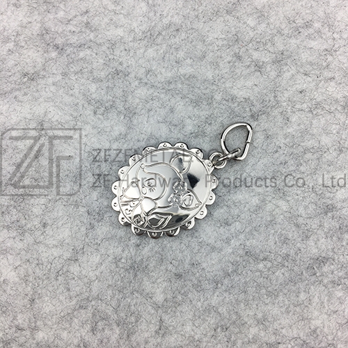 Customized Cartoon Pattern Metal Pendant Accessories for Bags/Garment/Zipper Puller