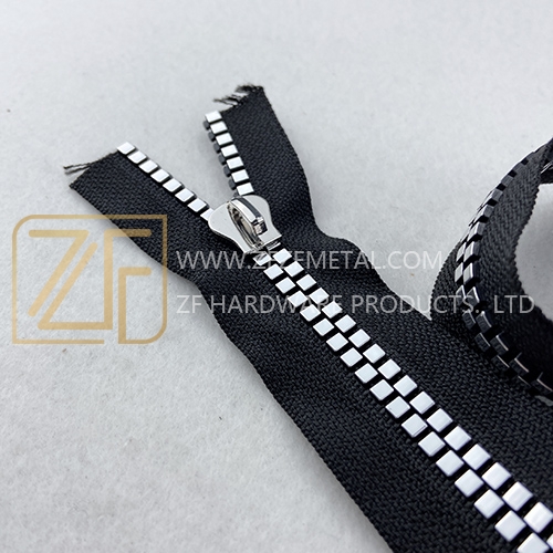 8# Fashion New Design Square Metal Zipper