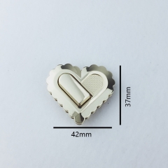 Newly Heart-shaped Twist Lock