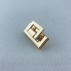 20*45mm Light Gold Lock For Handbag