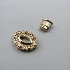 46mm Custom Light Gold Oval Flower Lock