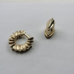 15mm Custom Gold Flower Lock