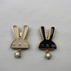 34mm Custom Rabbit Pendant Magnetic Lock
