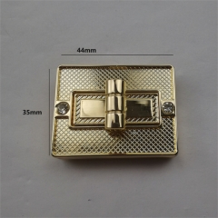 44mm Golden Square Twist Lock