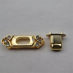 Golden Diamond Twist Lock