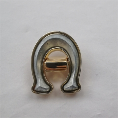 32mm Shape Horseshoe Twist Lock