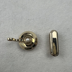Golden Pearl-imbled Round Shape Edge clip