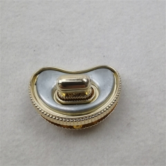 35mm Heart-shaped Half Moon Opening Light Gold Lock for bags